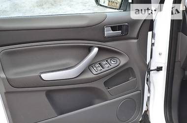 Внедорожник / Кроссовер Ford Kuga 2010 в 