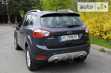 Внедорожник / Кроссовер Ford Kuga 2011 в Ровно