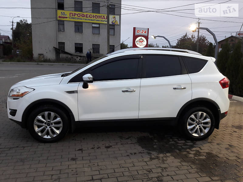 Позашляховик / Кросовер Ford Kuga 2010 в Вінниці