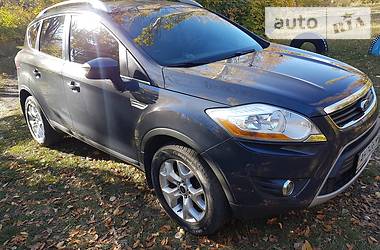 Внедорожник / Кроссовер Ford Kuga 2010 в Донецке