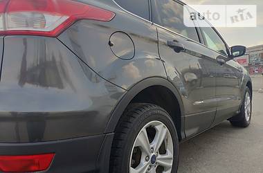 Внедорожник / Кроссовер Ford Kuga 2015 в Полтаве