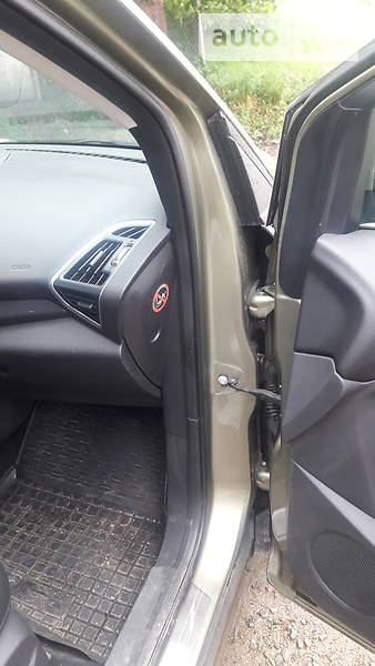 Позашляховик / Кросовер Ford Kuga 2013 в Чернівцях фото 5 Позашляховик / Кросовер Ford Kuga 2013 в Чернівцях