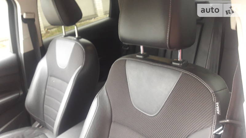 Позашляховик / Кросовер Ford Kuga 2013 в Чернівцях фото 7 Позашляховик / Кросовер Ford Kuga 2013 в Чернівцях