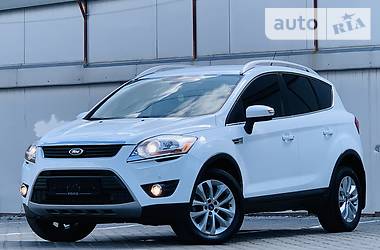 Внедорожник / Кроссовер Ford Kuga 2013 в Одессе