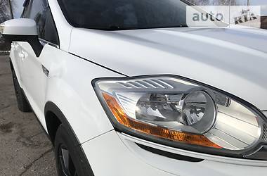 Позашляховик / Кросовер Ford Kuga 2010 в 