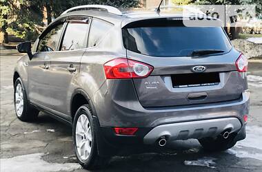 Внедорожник / Кроссовер Ford Kuga 2012 в Каменском