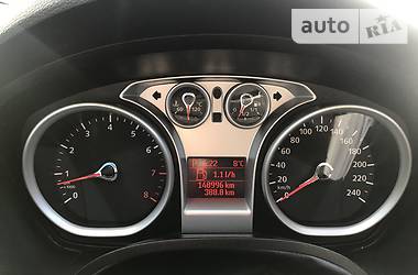 Позашляховик / Кросовер Ford Kuga 2010 в 