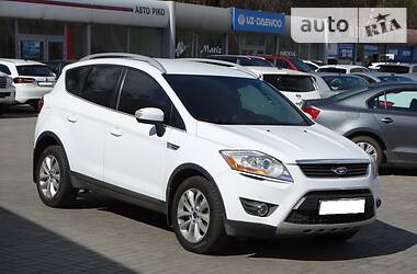 Позашляховик / Кросовер Ford Kuga 2011 в 
