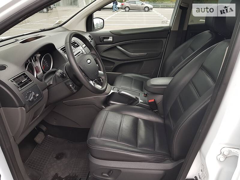 Позашляховик / Кросовер Ford Kuga 2011 в Києві фото 7 Позашляховик / Кросовер Ford Kuga 2011 в Києві
