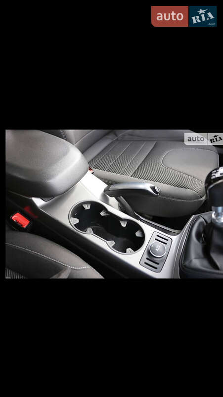 Внедорожник / Кроссовер Ford Kuga 2016 в Конотопе фото 7 Внедорожник / Кроссовер Ford Kuga 2016 в Конотопе