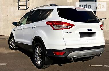 Позашляховик / Кросовер Ford Kuga 2013 в Києві