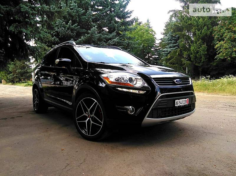 Позашляховик / Кросовер Ford Kuga 2012 в Луцьку