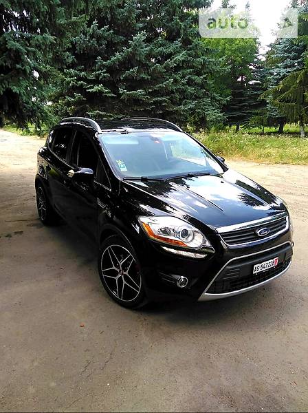 Позашляховик / Кросовер Ford Kuga 2012 в Луцьку