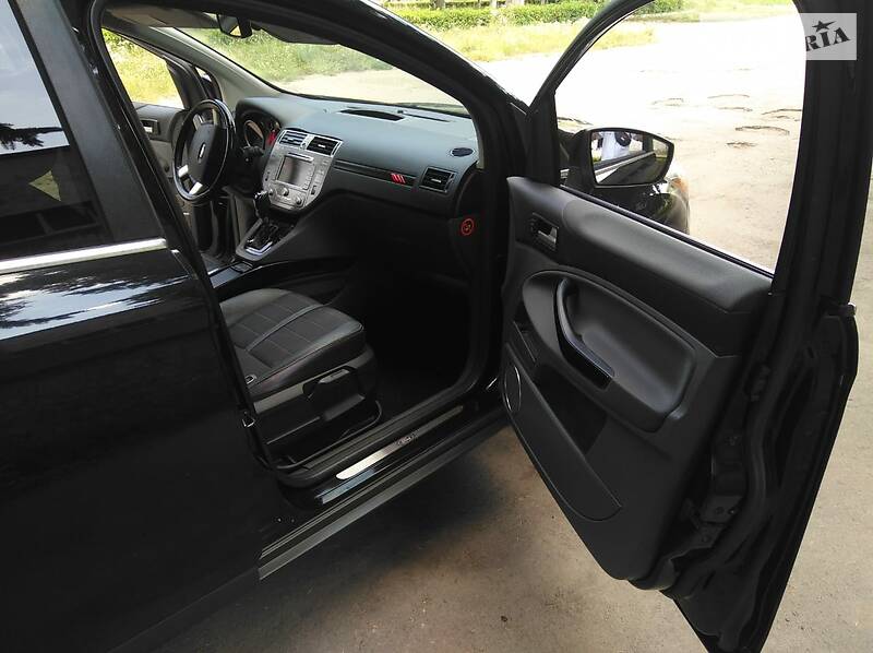 Позашляховик / Кросовер Ford Kuga 2012 в Луцьку