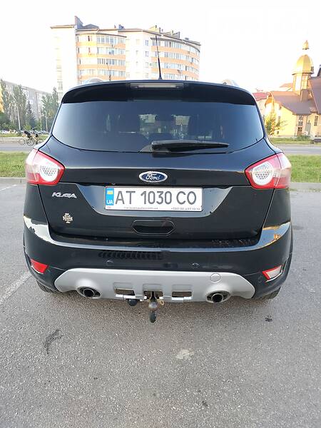 Позашляховик / Кросовер Ford Kuga 2011 в Івано-Франківську