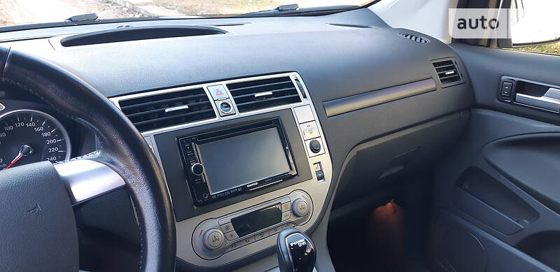 Универсал Ford Kuga 2011 в Николаеве