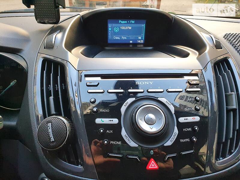 Позашляховик / Кросовер Ford Kuga 2015 в Івано-Франківську