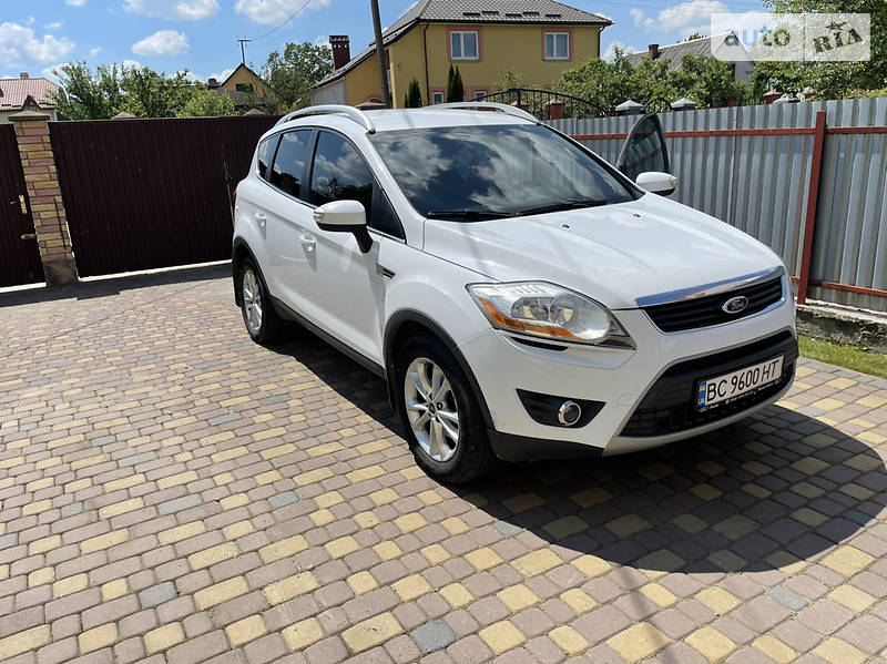 Внедорожник / Кроссовер Ford Kuga 2012 в Львове