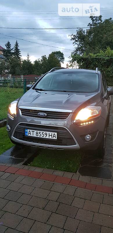 Ford Kuga TITANIUM