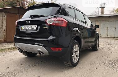 Внедорожник / Кроссовер Ford Kuga 2012 в Киеве