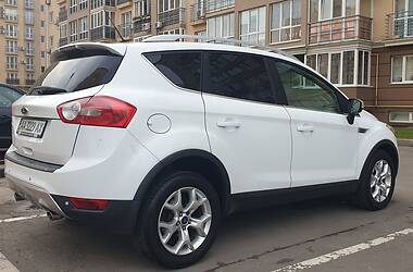 Внедорожник / Кроссовер Ford Kuga 2012 в Киеве