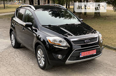 Внедорожник / Кроссовер Ford Kuga 2012 в 