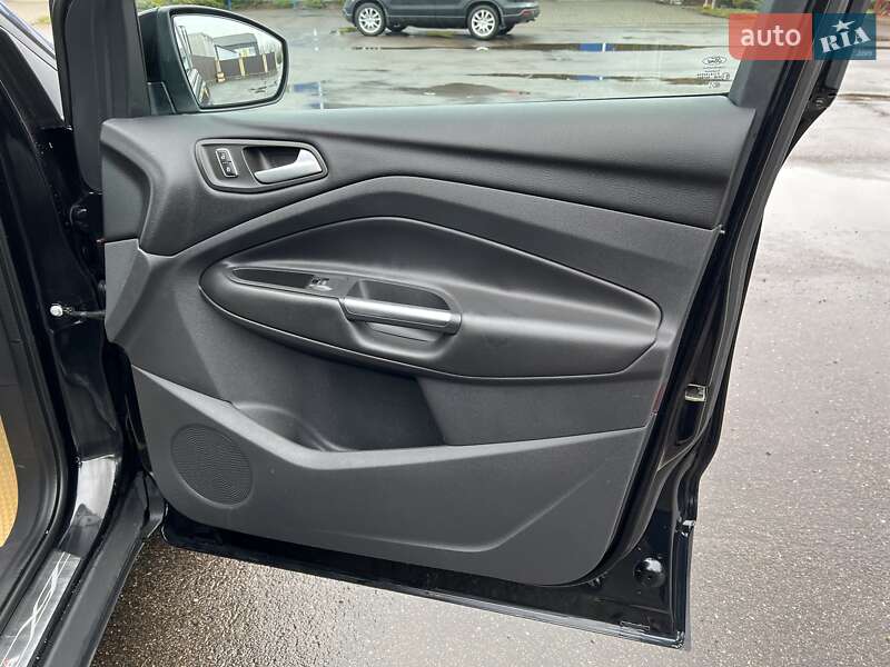 Внедорожник / Кроссовер Ford Kuga 2014 в Рожнятове фото 8 Внедорожник / Кроссовер Ford Kuga 2014 в Рожнятове