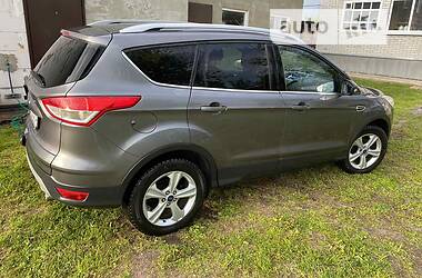 Внедорожник / Кроссовер Ford Kuga 2014 в Киеве