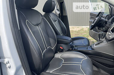 Внедорожник / Кроссовер Ford Kuga 2013 в Киеве