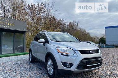 Внедорожник / Кроссовер Ford Kuga 2012 в Ровно