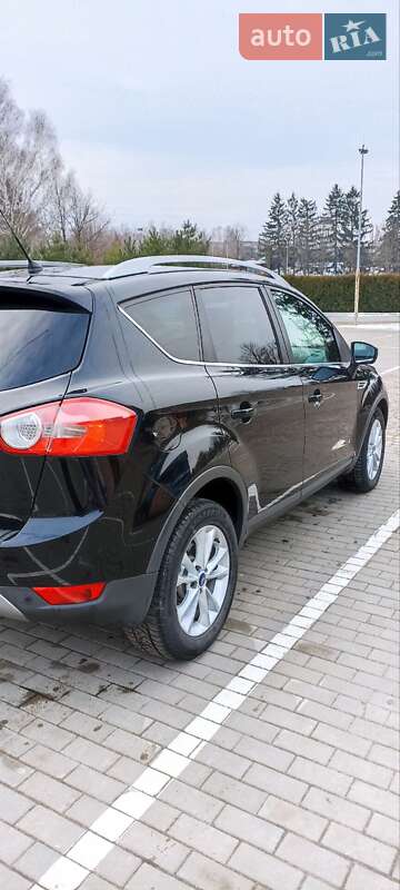 Позашляховик / Кросовер Ford Kuga 2011 в Луцьку