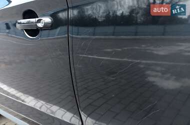 Внедорожник / Кроссовер Ford Kuga 2011 в 