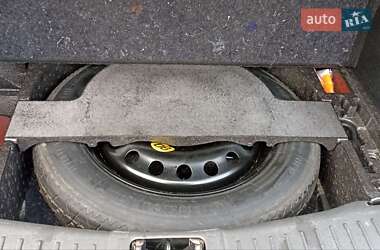 Внедорожник / Кроссовер Ford Kuga 2011 в 
