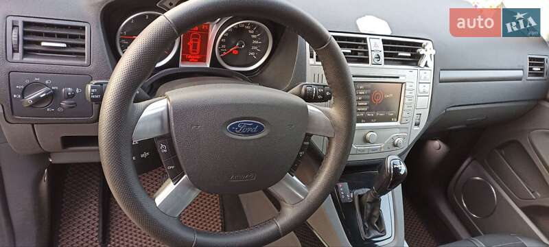 Позашляховик / Кросовер Ford Kuga 2011 в Луцьку