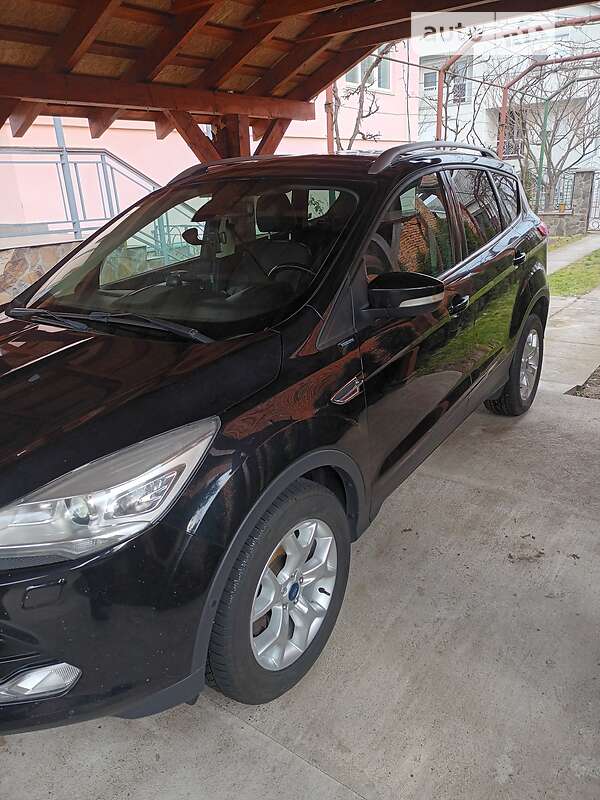 Внедорожник / Кроссовер Ford Kuga 2013 в Хусте