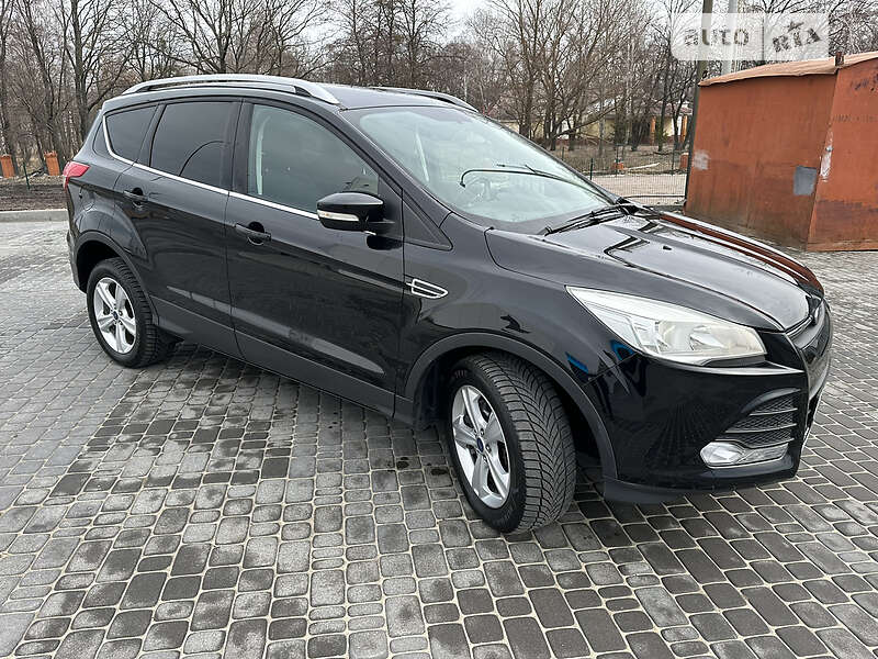 Внедорожник / Кроссовер Ford Kuga 2013 в Киеве