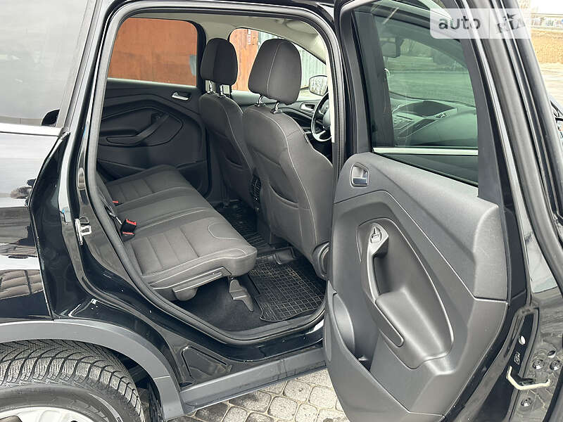 Внедорожник / Кроссовер Ford Kuga 2013 в Киеве