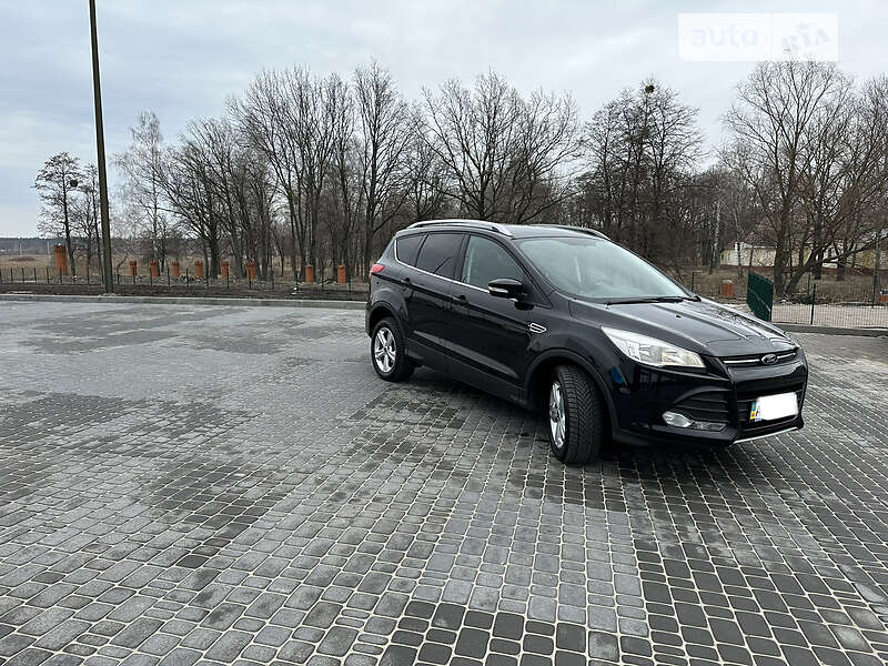 Внедорожник / Кроссовер Ford Kuga 2013 в Киеве