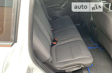Внедорожник / Кроссовер Ford Kuga 2017 в 