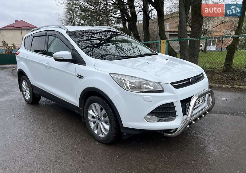 Позашляховик / Кросовер Ford Kuga 2016 в Красилові