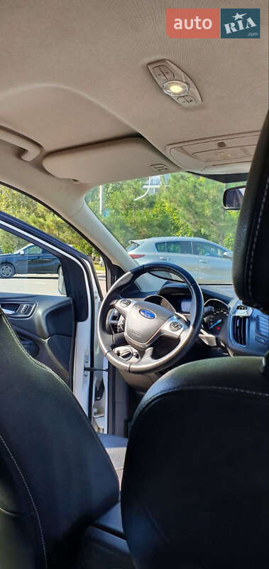Внедорожник / Кроссовер Ford Kuga 2013 в Одессе