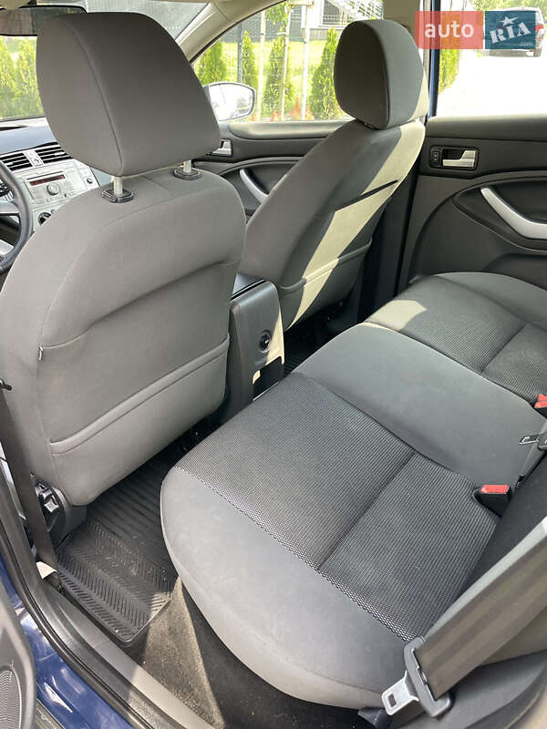 Внедорожник / Кроссовер Ford Kuga 2010 в Львове