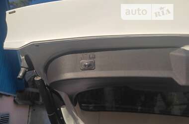 Внедорожник / Кроссовер Ford Kuga 2015 в 