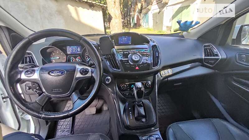 Внедорожник / Кроссовер Ford Kuga 2015 в Житомире