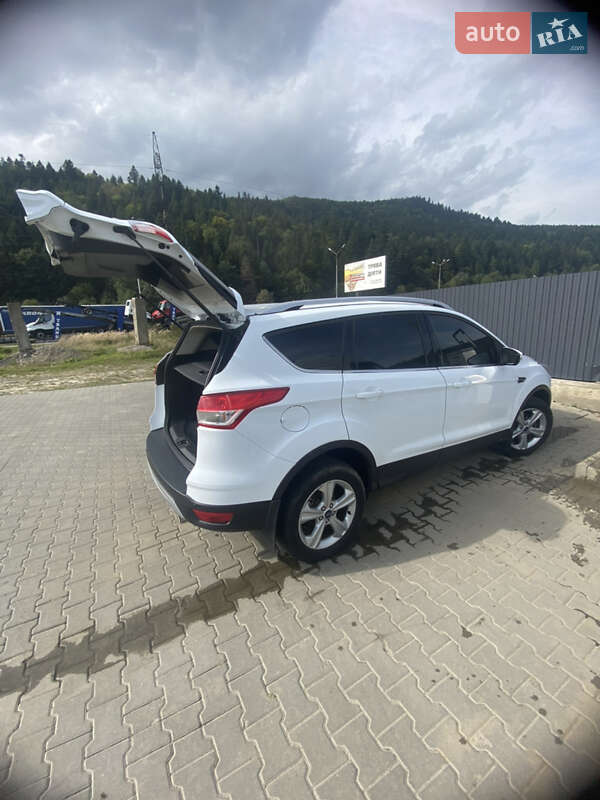 Позашляховик / Кросовер Ford Kuga 2013 в Львові