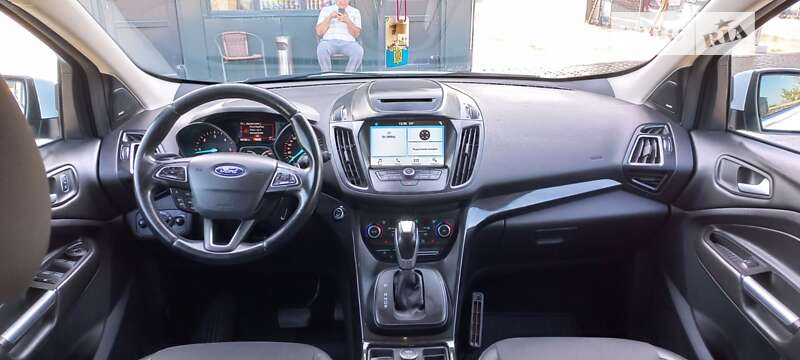 Внедорожник / Кроссовер Ford Kuga 2017 в Жовкве