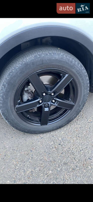 Внедорожник / Кроссовер Ford Kuga 2017 в Александрие