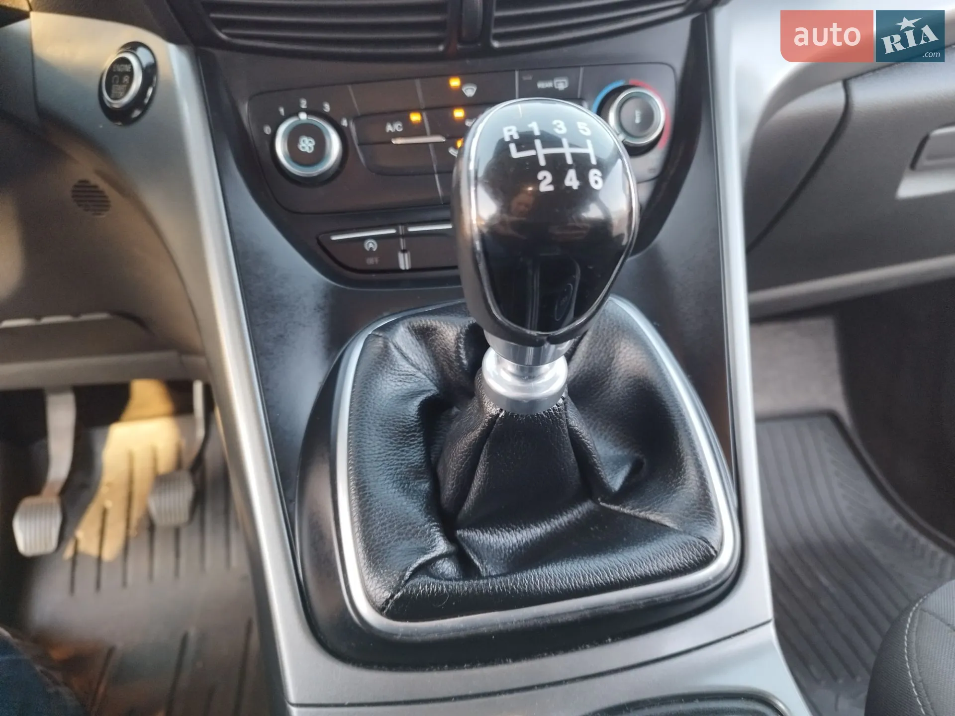 2017 Ford Kuga - мініатюра 21