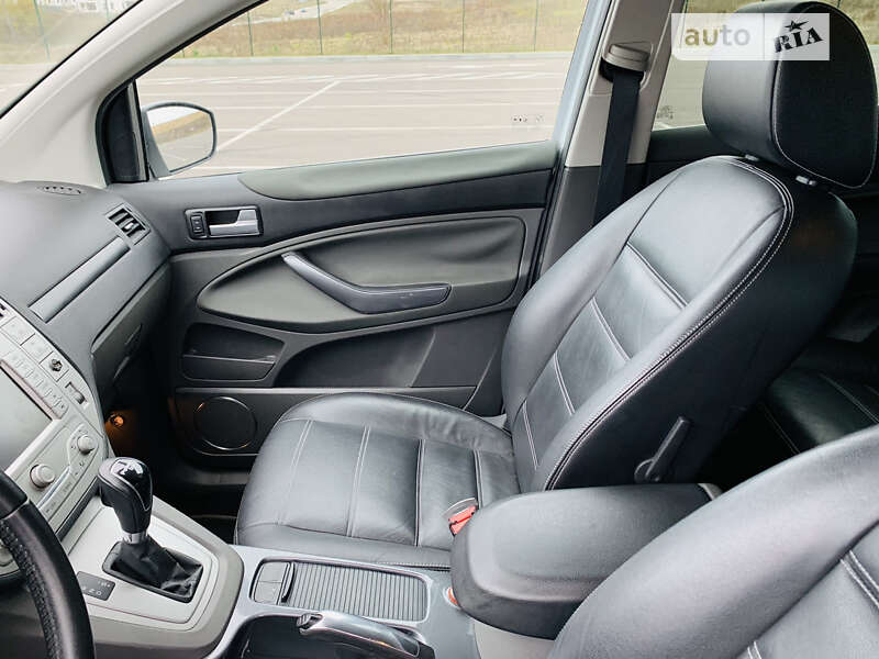 Позашляховик / Кросовер Ford Kuga 2011 в Рівному фото 14 Позашляховик / Кросовер Ford Kuga 2011 в Рівному