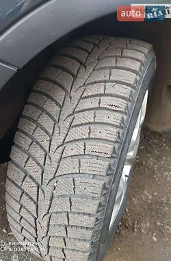 Внедорожник / Кроссовер Ford Kuga 2011 в 